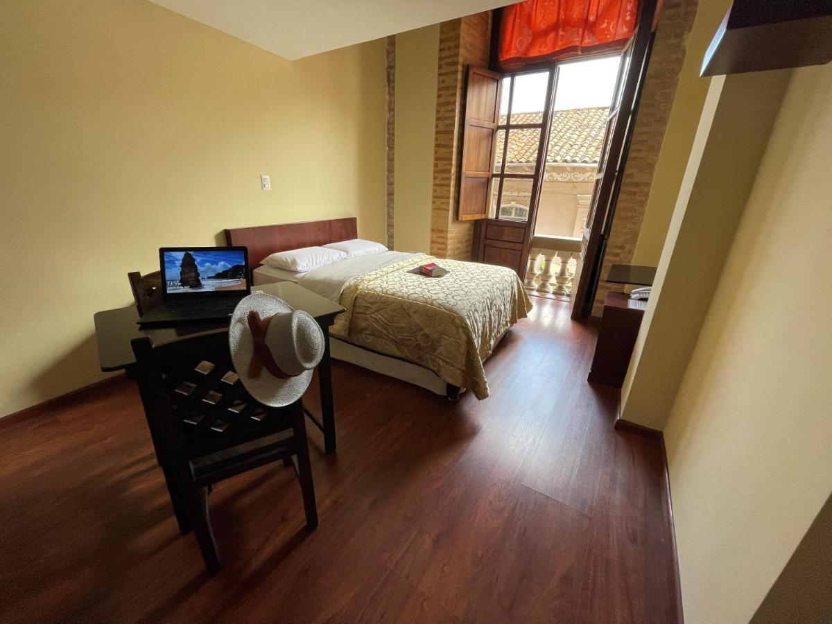 Flore Hotel Boutique Cuenca Exterior photo