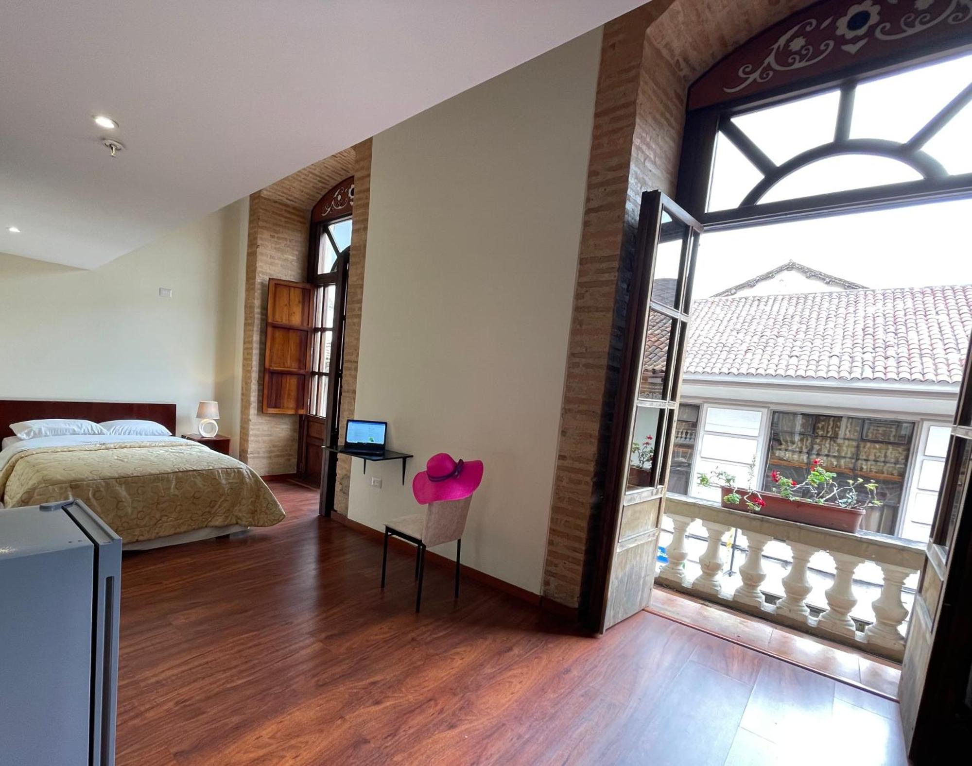 Flore Hotel Boutique Cuenca Exterior photo